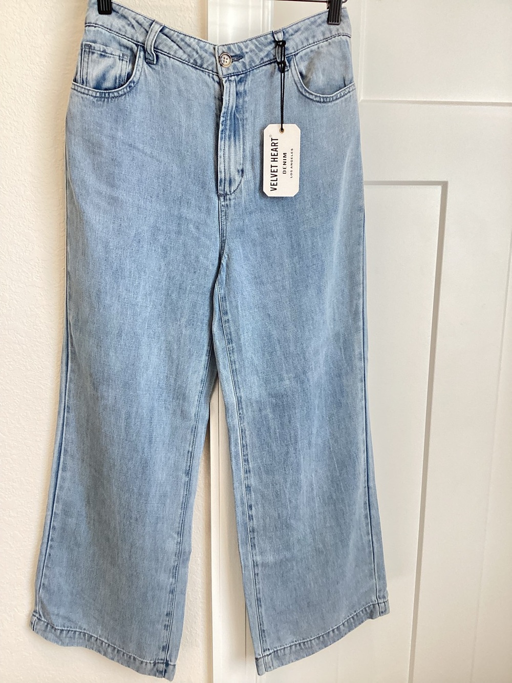 Velvet Heart Wide Leg Tencel Jeans New Size 28 Light Blue Denim - Picture 2 of 10